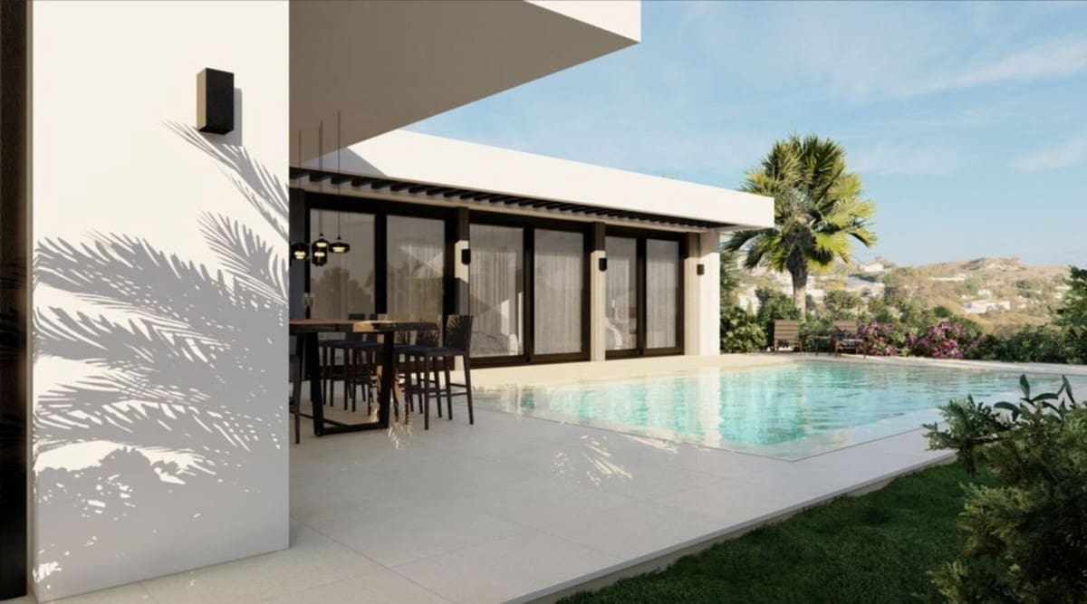 4 bedroom Villa for sale in Mijas with pool garage - € 1,799,000 (Ref: 9675125)