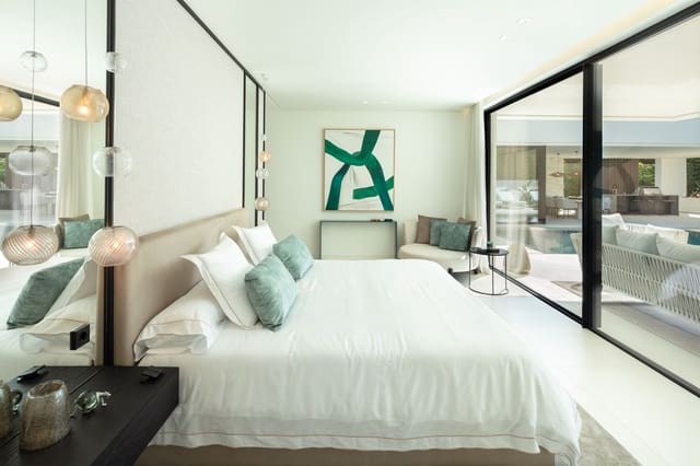 5 sypialnia Willa na sprzedaż w Nueva Andalucia, Marbella z basenem garażem - 5 995 000 € (Ref: 9685632)