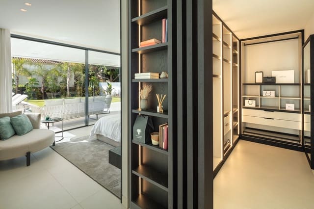 5 sypialnia Willa na sprzedaż w Nueva Andalucia, Marbella z basenem garażem - 5 995 000 € (Ref: 9685632)