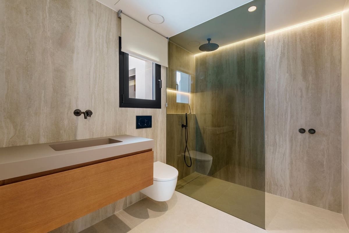 Chalet de 5 habitaciones en El Rosario en venta con piscina garaje - 3.895.000 € (Ref: 9694282)