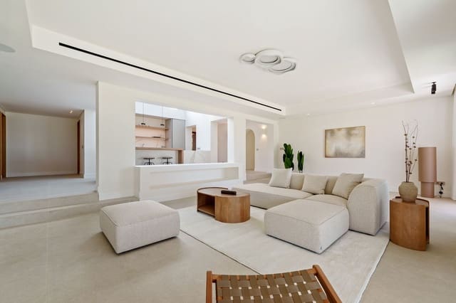 5 Zimmer Villa zu verkaufen in El Rosario, Marbella mit Pool Garage - 3.895.000 € (Ref: 9694282)