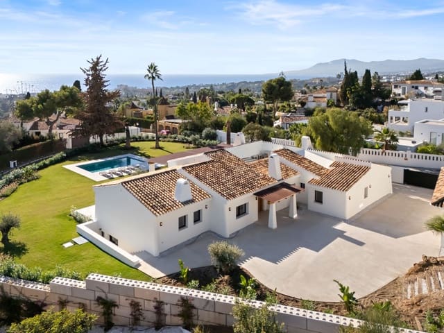 5 bedroom Villa for sale in El Rosario, Marbella with pool garage - € 3,895,000 (Ref: 9694282)