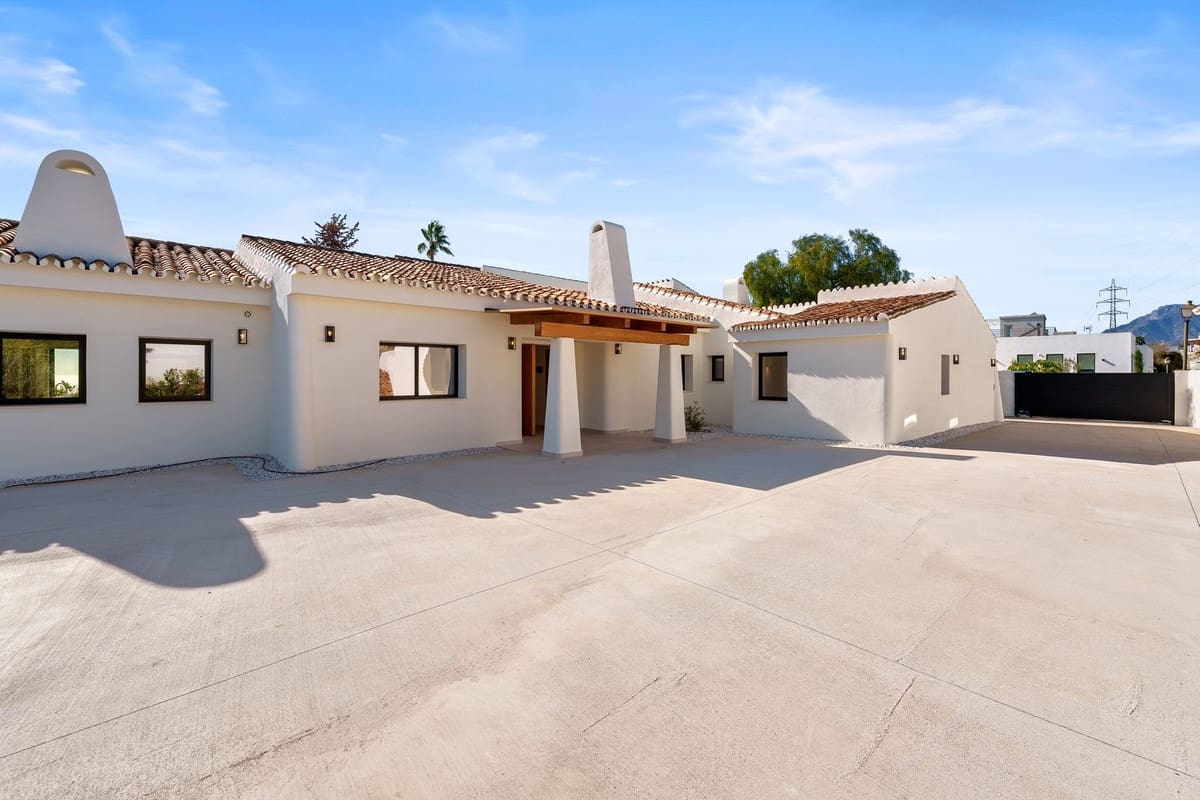 5 camera da letto Villa in vendita in El Rosario con piscina garage - 3.895.000 € (Rif: 9694282)
