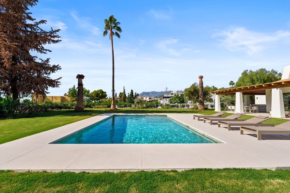 5 camera da letto Villa in vendita in El Rosario con piscina garage - 3.895.000 € (Rif: 9694282)