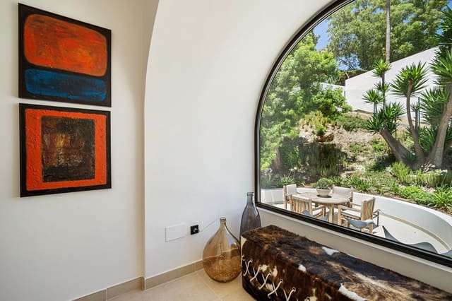 5 chambre Villa/Maison à vendre à Nueva Andalucia, Marbella avec piscine garage - 4 950 000 € (Ref: 9694283)