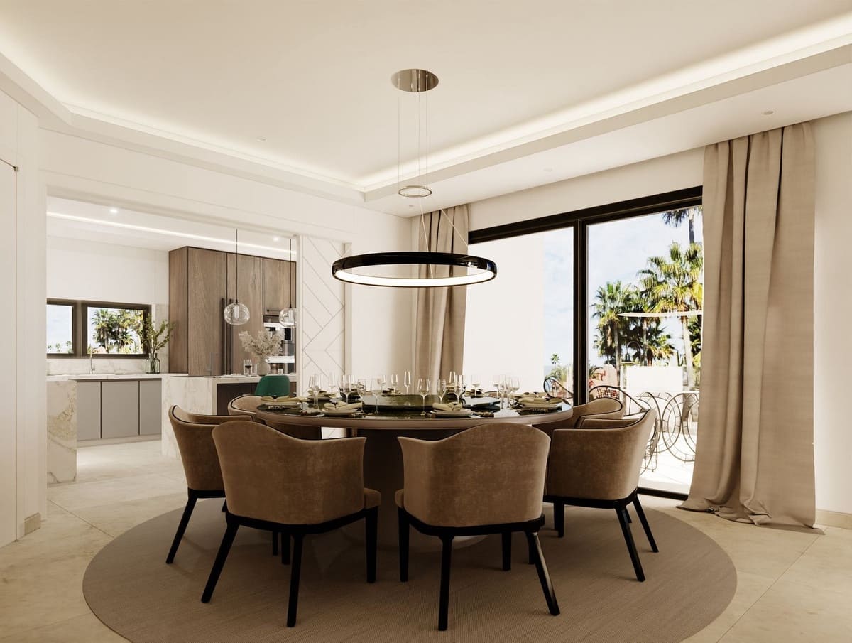 5 bedroom Villa for sale in Golden Mile with pool garage - € 4,490,000 (Ref: 9696961)