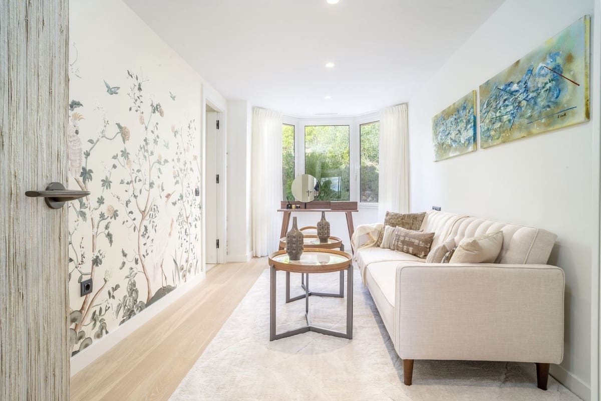 4 quarto Penthouse para venda em Marbella com piscina garagem - 2 690 000 € (Ref: 9708002)