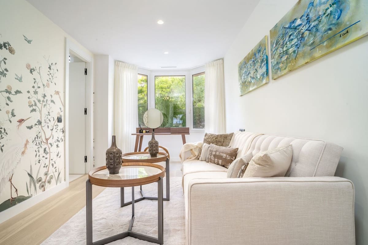 4 quarto Penthouse para venda em Marbella com piscina garagem - 2 690 000 € (Ref: 9708002)