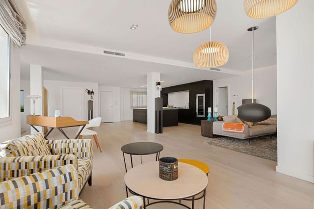 4 soverom Leilighet til salgs i Marbella med svømmebasseng garasje - € 1 495 000 (Ref: 9708003)