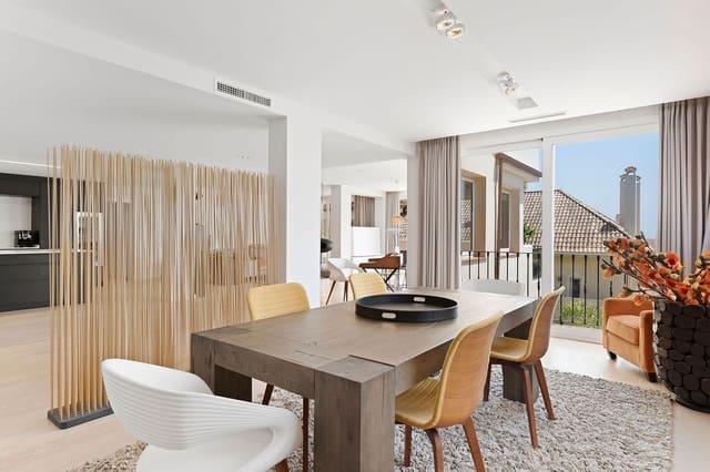 4 soverom Leilighet til salgs i Marbella med svømmebasseng garasje - € 1 495 000 (Ref: 9708003)