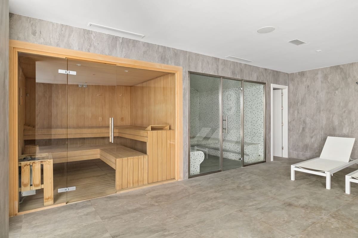 7 sovrum Lägenhet till salu i Marbella med pool garage - 2 690 000 € (Ref: 9708182)