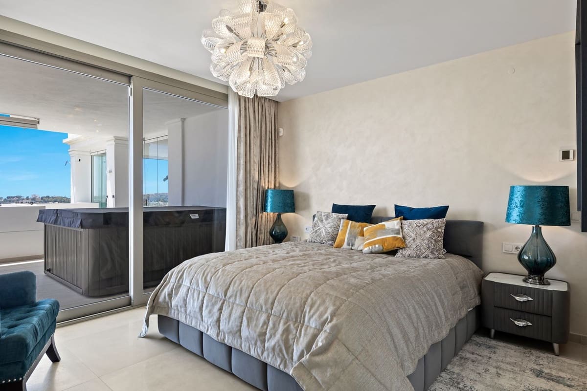 7 sovrum Lägenhet till salu i Marbella med pool garage - 2 690 000 € (Ref: 9708182)