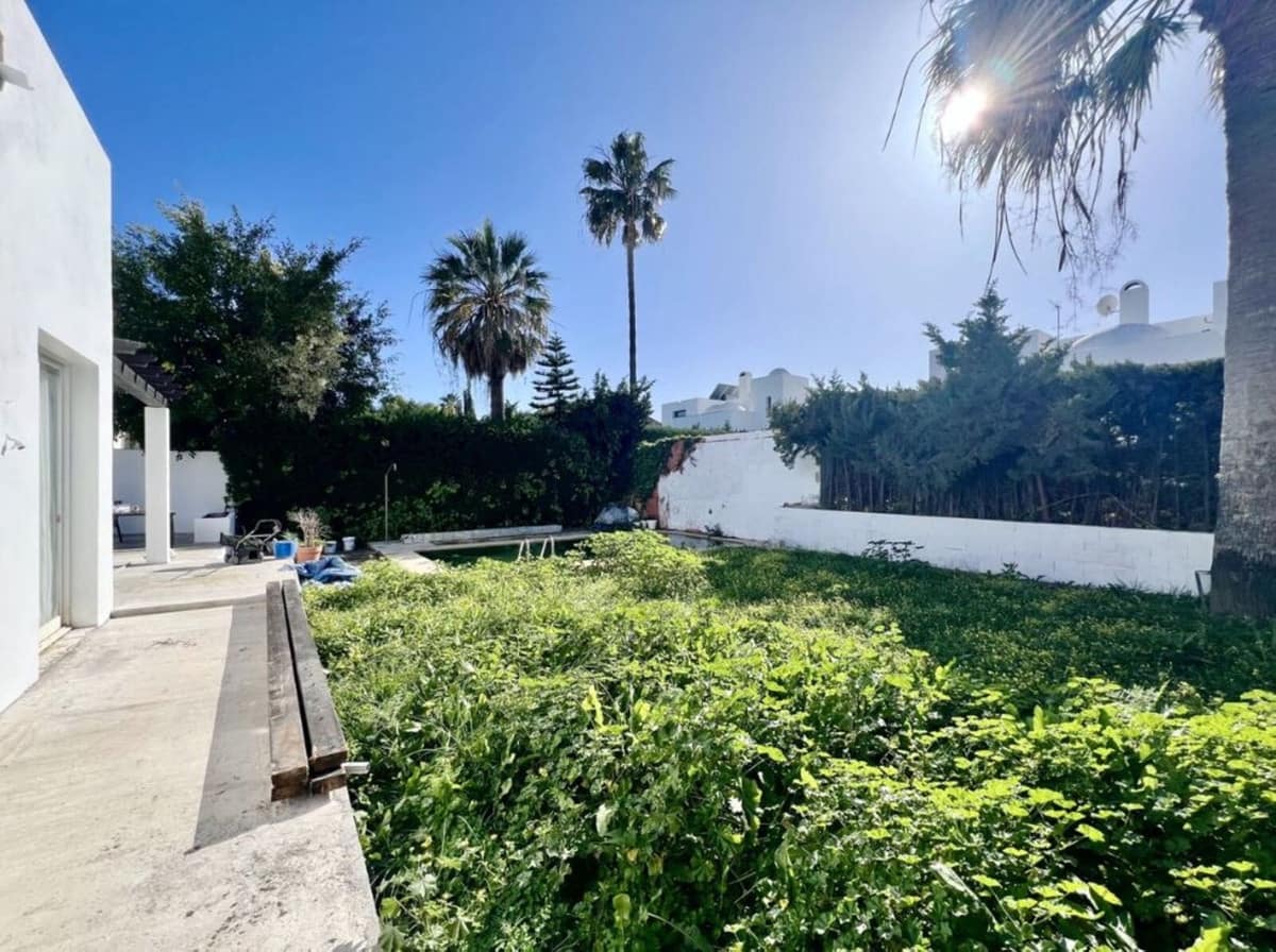 5 makuuhuone Huvila myytävänä paikassa Puerto Banus mukana uima-altaan 
autotalli - 1 470 000 € (Ref: 9720488)