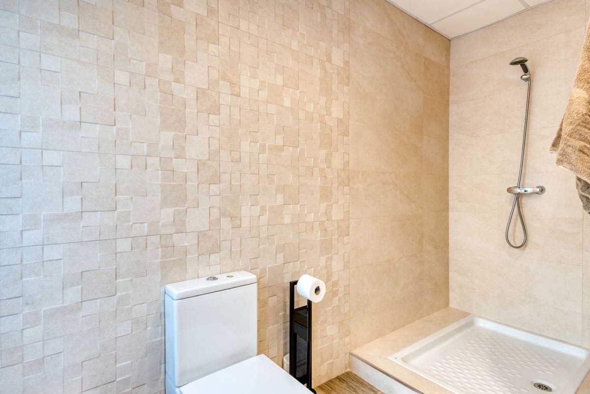 3 bedroom Semi-detached Villa for sale in Riviera del Sol with pool garage - € 1,395,000 (Ref: 9733784)