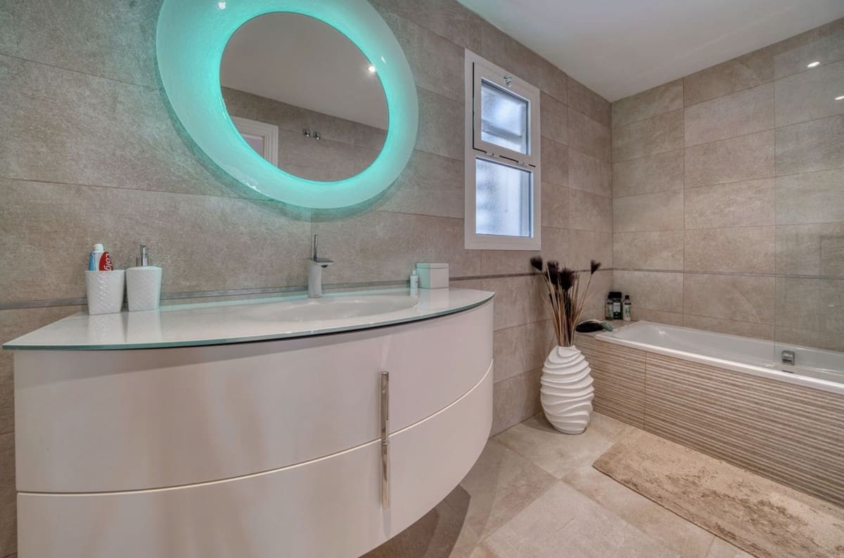 3 sovrum Hus att hyra i La Quinta med pool garage - 4 150 € (Ref: 9747283)