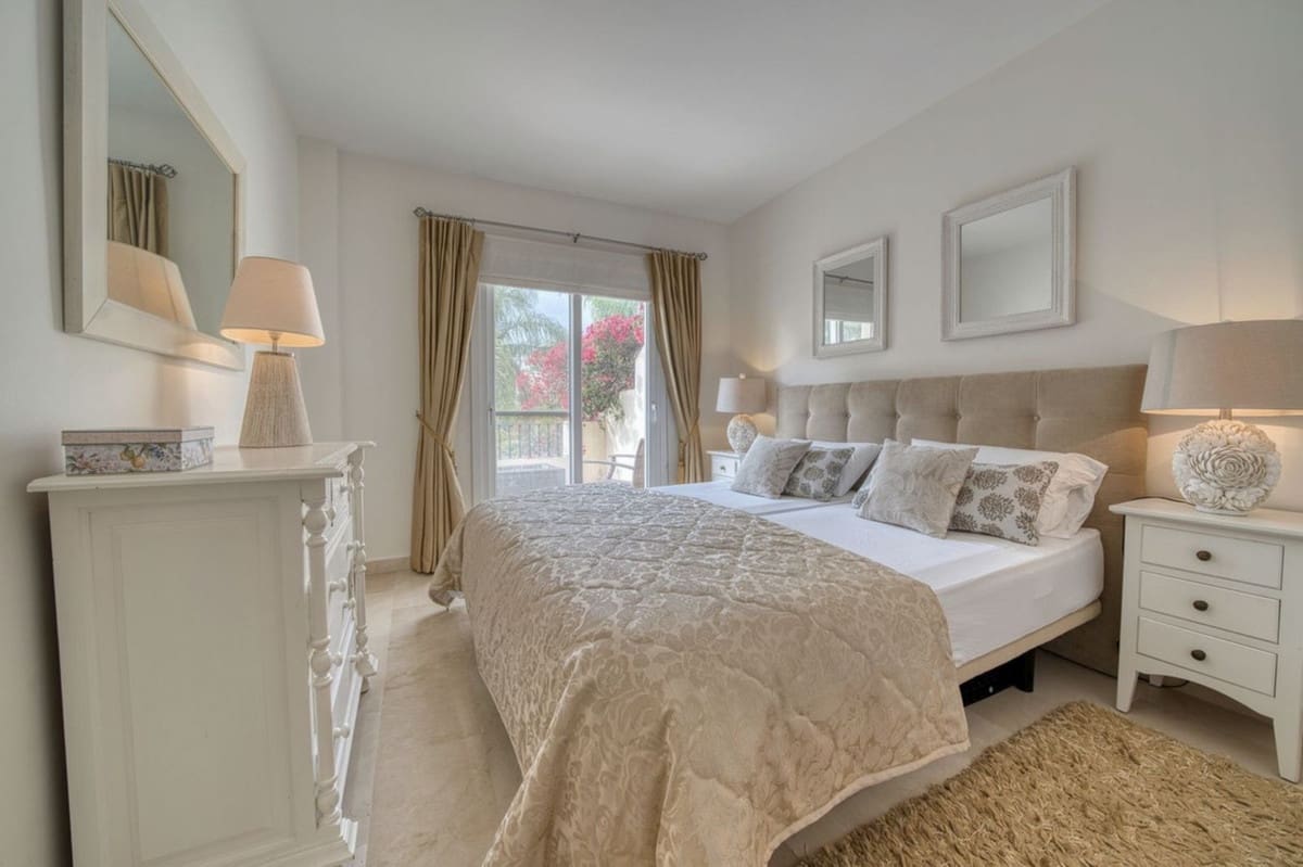 3 sovrum Hus att hyra i La Quinta med pool garage - 4 150 € (Ref: 9747283)