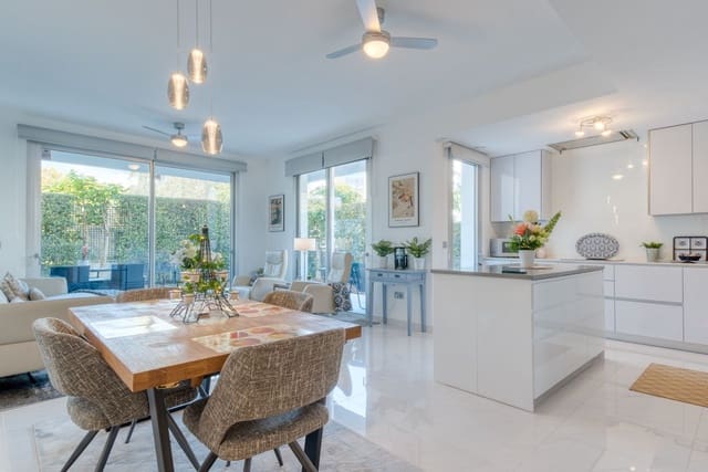 3 sypialnia Apartament na sprzedaż w Cancelada, Estepona z basenem garażem - 569 000 € (Ref: 9747335)