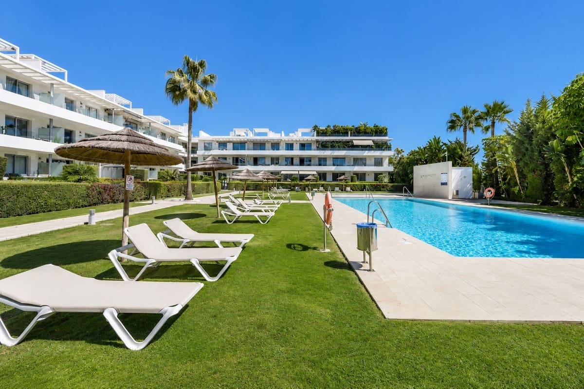 3 bedroom Apartment for sale in Cancelada with pool garage - € 569,000 (Ref: 9747335)