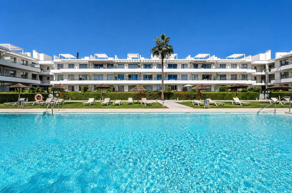 3 bedroom Apartment for sale in Cancelada with pool garage - € 569,000 (Ref: 9747335)