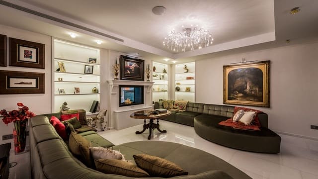 6 Zimmer Villa zu verkaufen in Nueva Andalucia, Marbella mit Pool Garage - 8.950.000 € (Ref: 9748422)