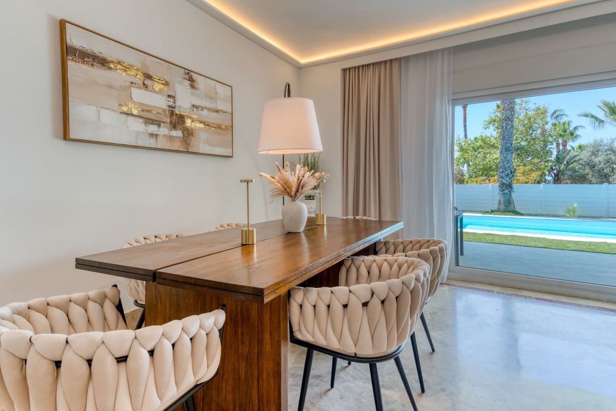 4 quarto Moradia Geminada para venda em Marbella com piscina garagem - 1 485 000 € (Ref: 9752555)