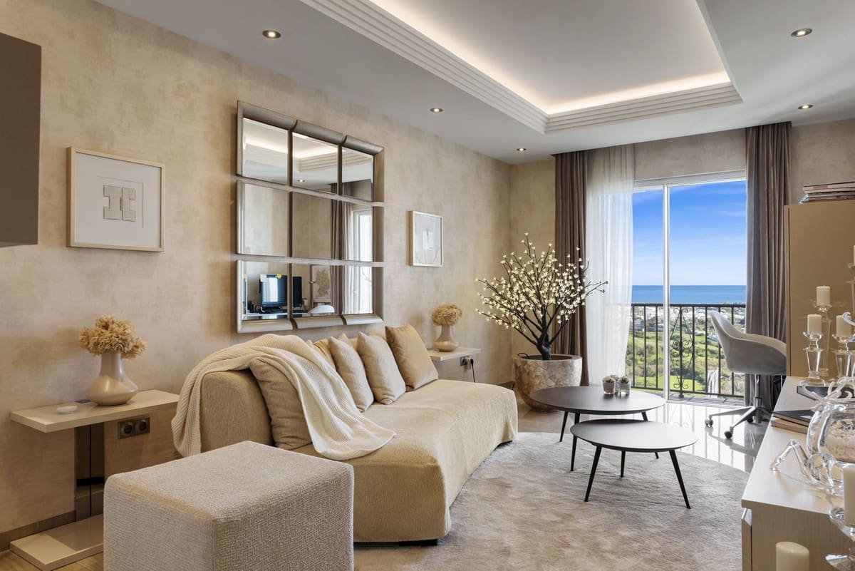 4 bedroom Apartment for sale in Benahavis with pool garage - € 2,650,000 (Ref: 9760123)