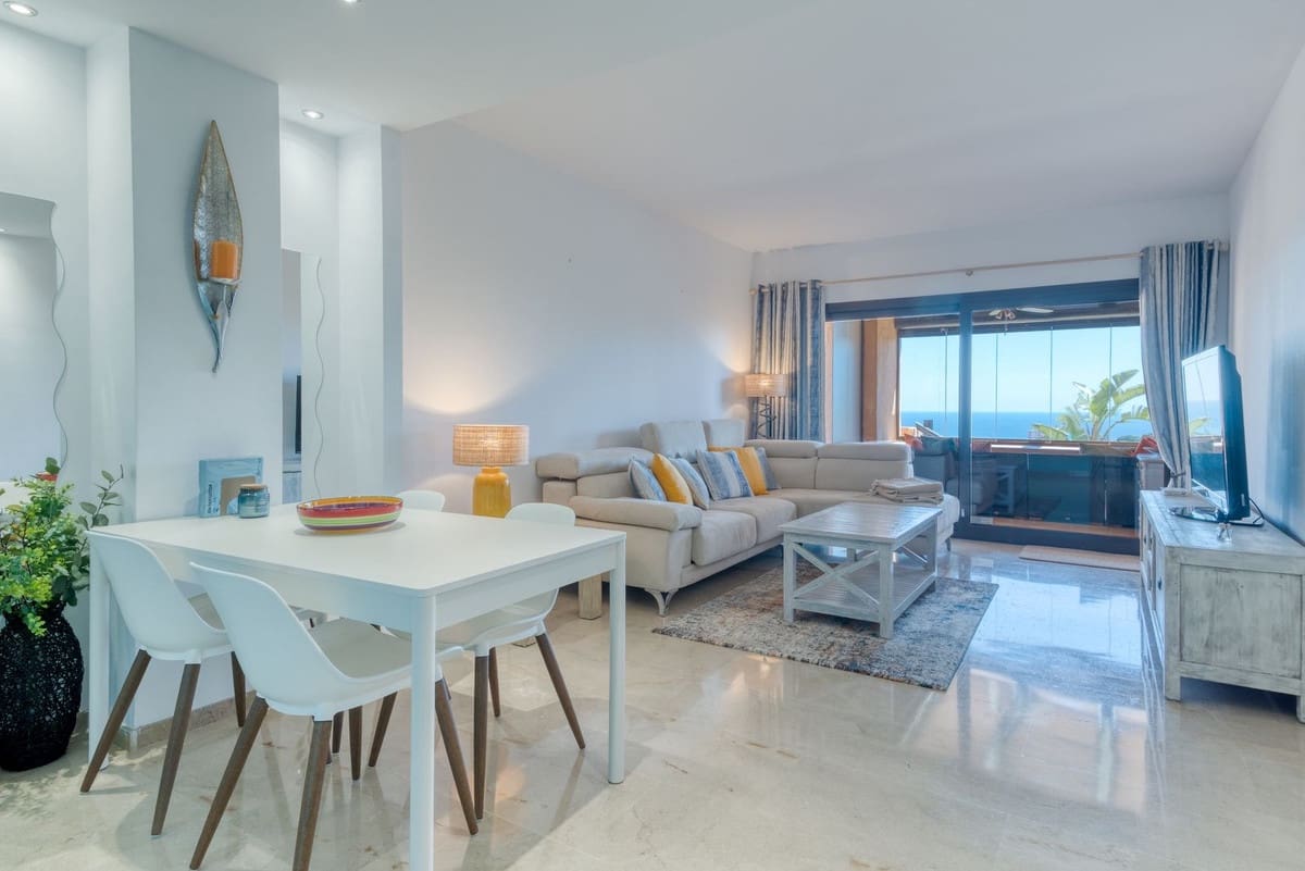 2 camera da letto Appartamento da affitare come casa vacanza in La Duquesa / Puerto de la Duquesa con piscina - 1.120 € (Rif: 9761305)