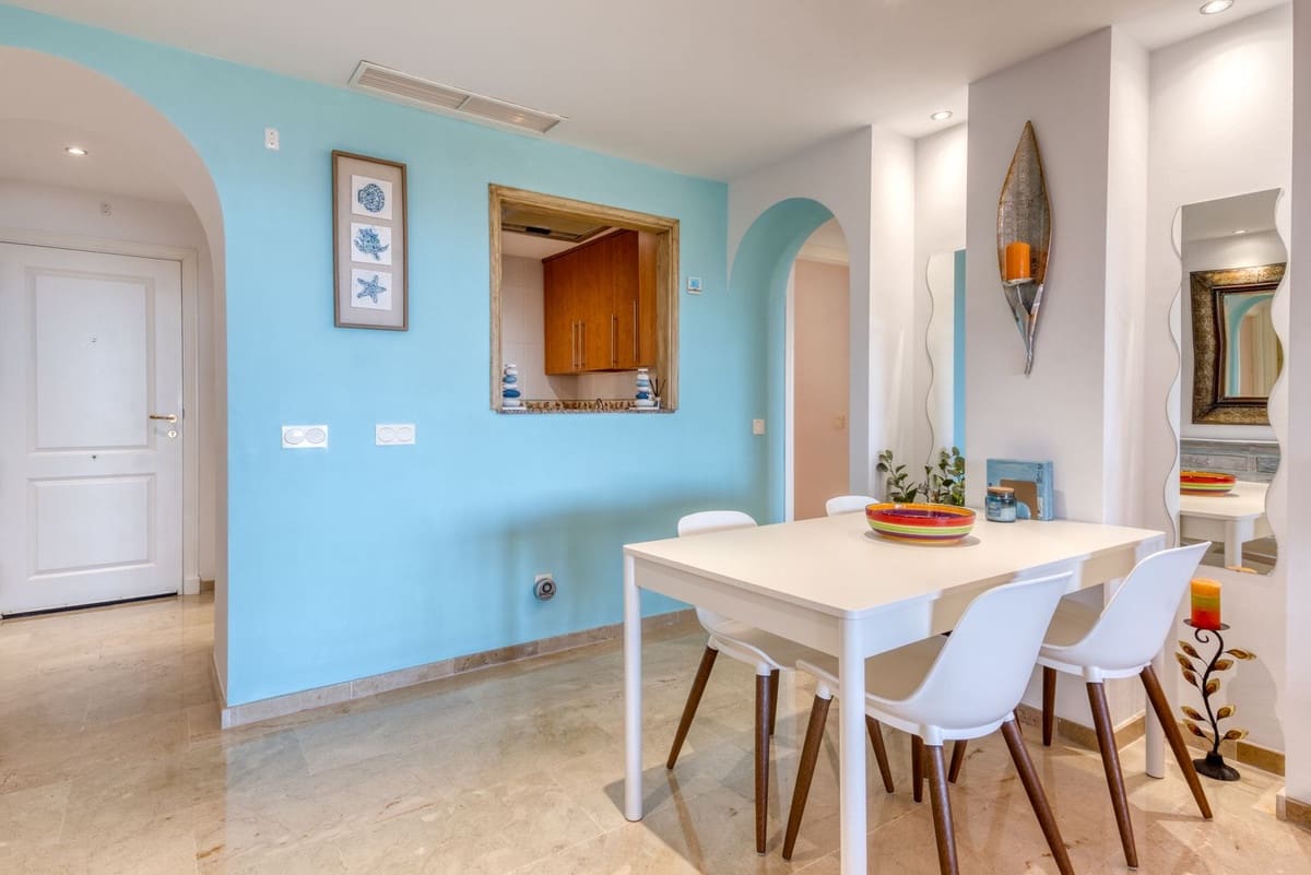 2 camera da letto Appartamento da affitare come casa vacanza in La Duquesa / Puerto de la Duquesa con piscina - 1.120 € (Rif: 9761305)