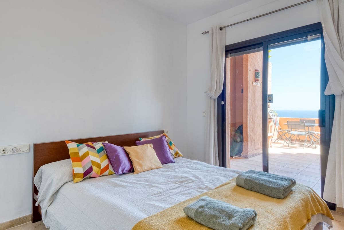 2 camera da letto Appartamento da affitare come casa vacanza in La Duquesa / Puerto de la Duquesa con piscina - 1.120 € (Rif: 9761305)