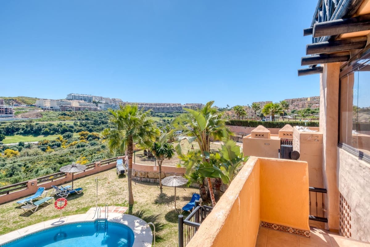 2 camera da letto Appartamento da affitare come casa vacanza in La Duquesa / Puerto de la Duquesa con piscina - 1.120 € (Rif: 9761305)