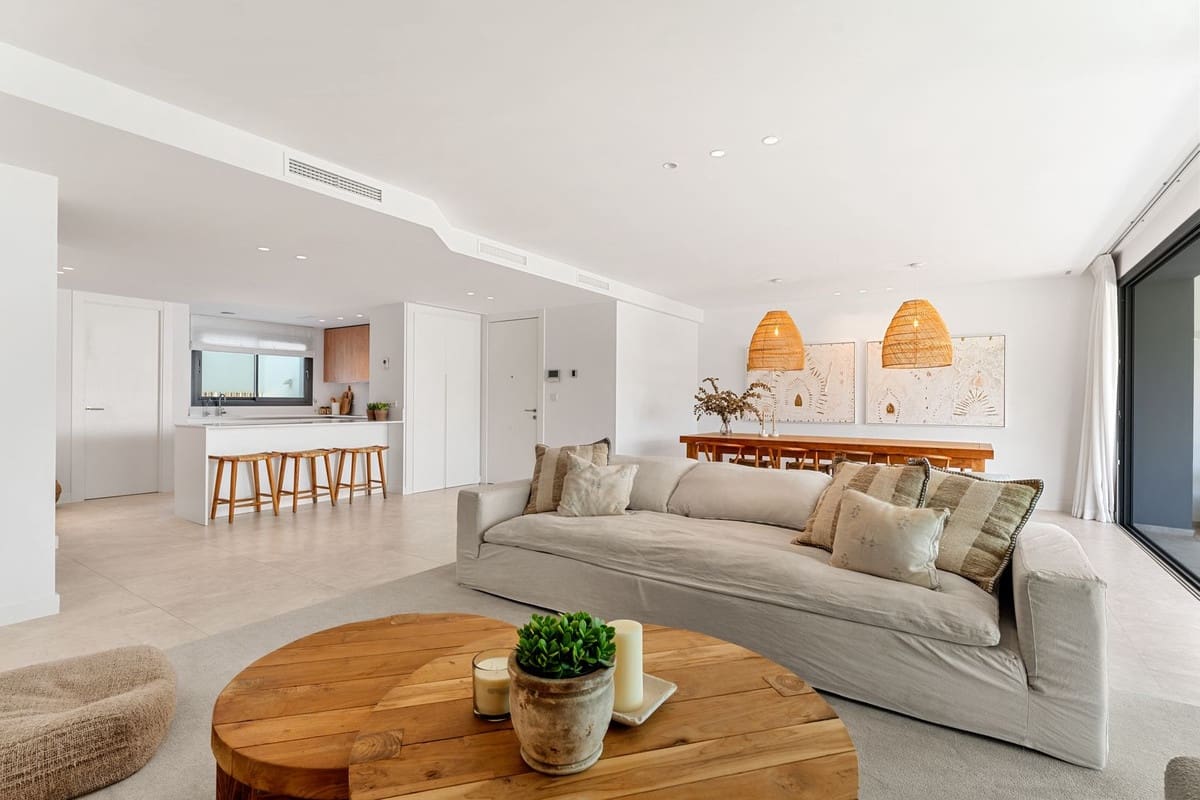 4 slaapkamer Appartement te koop in Marbella met zwembad garage - € 1.495.000 (Ref: 9761421)