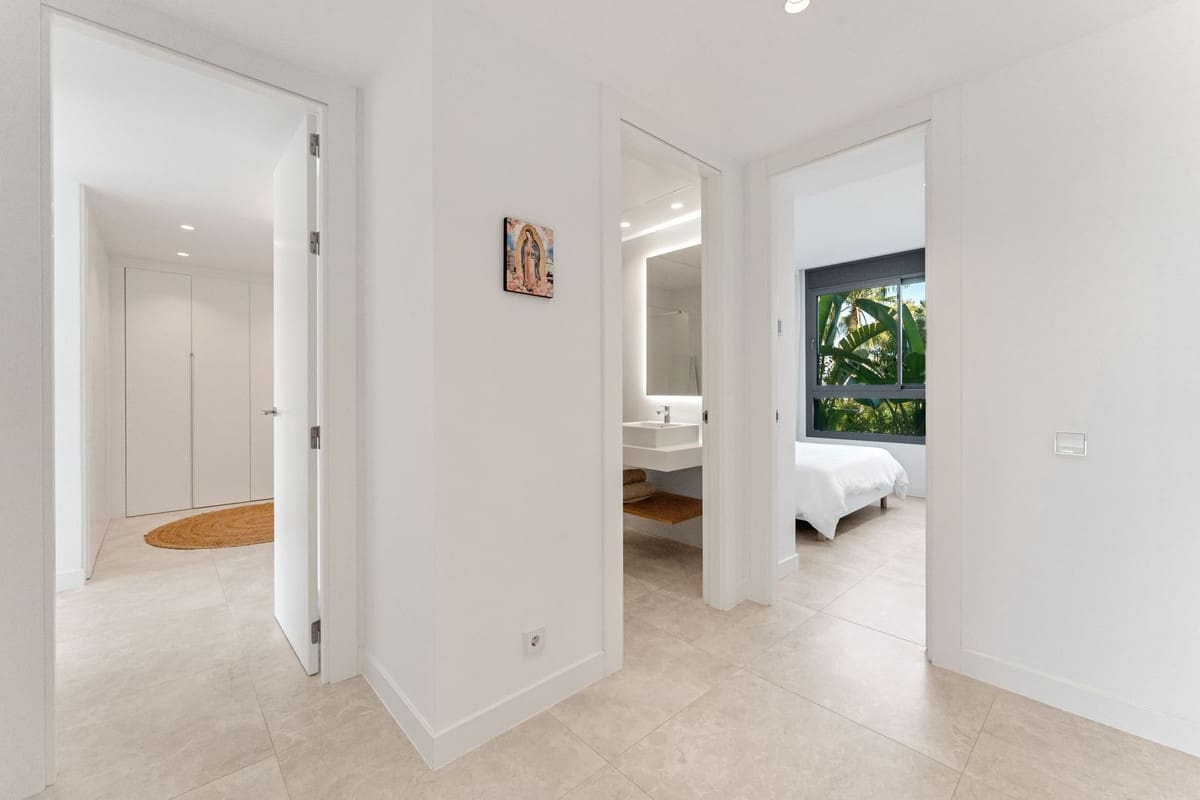 4 slaapkamer Appartement te koop in Marbella met zwembad garage - € 1.495.000 (Ref: 9761421)