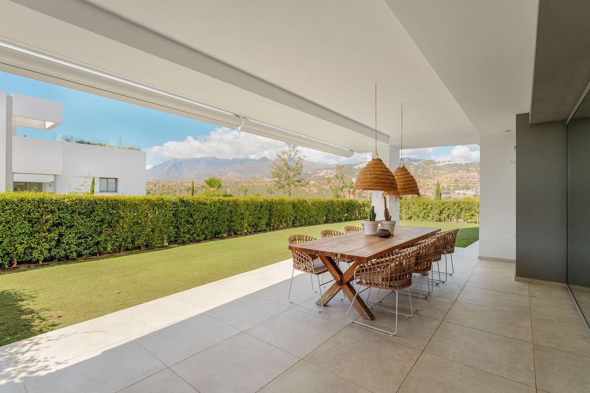 4 slaapkamer Appartement te koop in Marbella met zwembad garage - € 1.495.000 (Ref: 9761421)