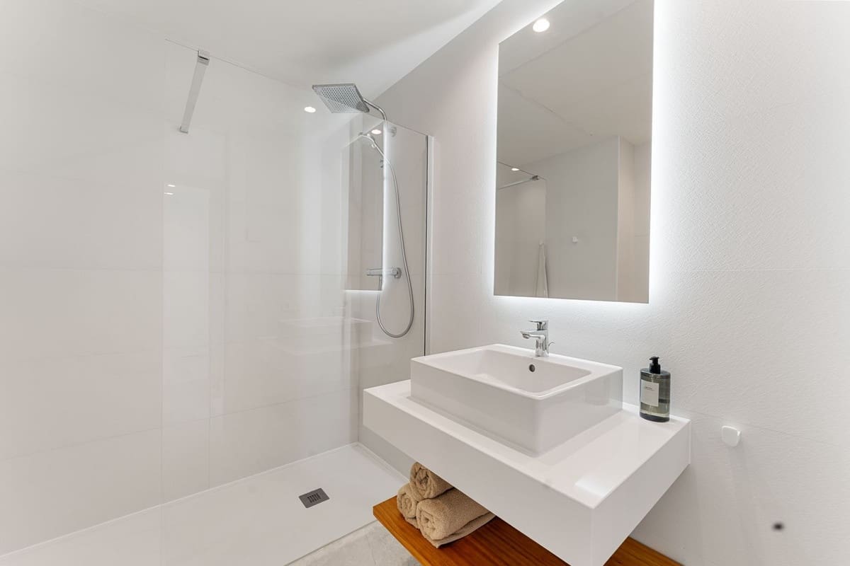 4 slaapkamer Appartement te koop in Marbella met zwembad garage - € 1.495.000 (Ref: 9761421)