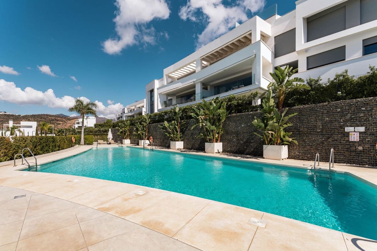 4 slaapkamer Appartement te koop in Marbella met zwembad garage - € 1.495.000 (Ref: 9761421)