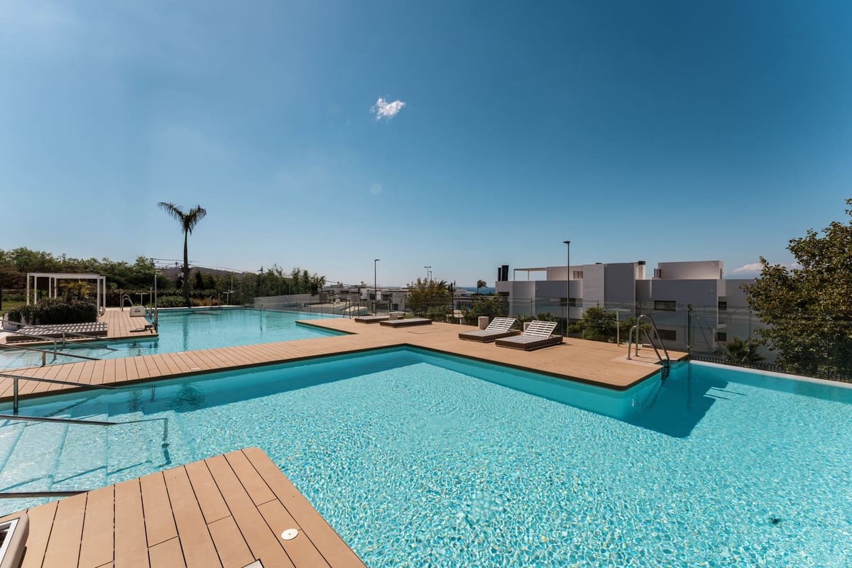 4 slaapkamer Appartement te koop in Marbella met zwembad garage - € 1.495.000 (Ref: 9761421)