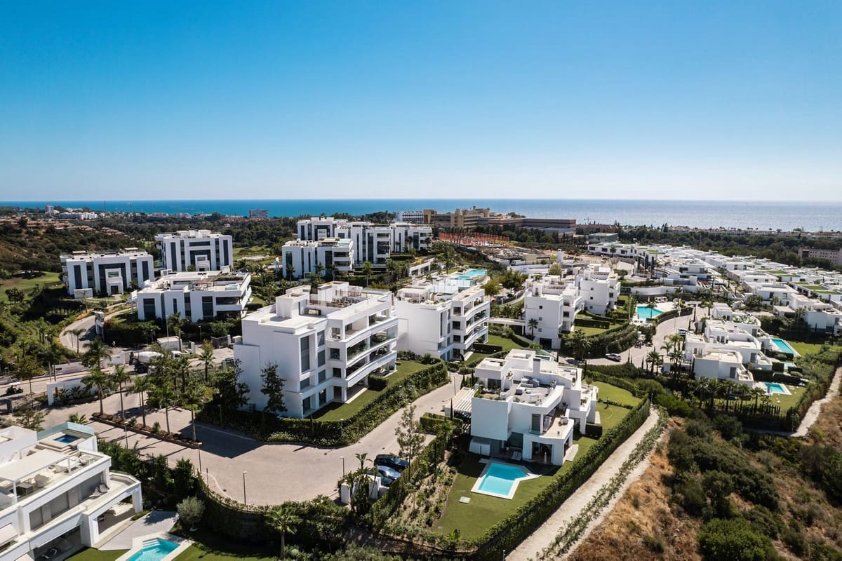 4 slaapkamer Appartement te koop in Marbella met zwembad garage - € 1.495.000 (Ref: 9761421)