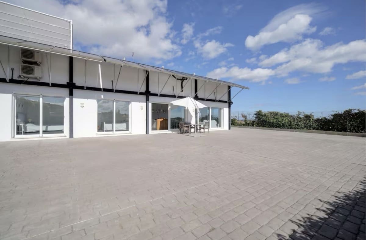 Chalet de 6 habitaciones en Manilva en venta con piscina garaje - 2.500.000 € (Ref: 9771010)