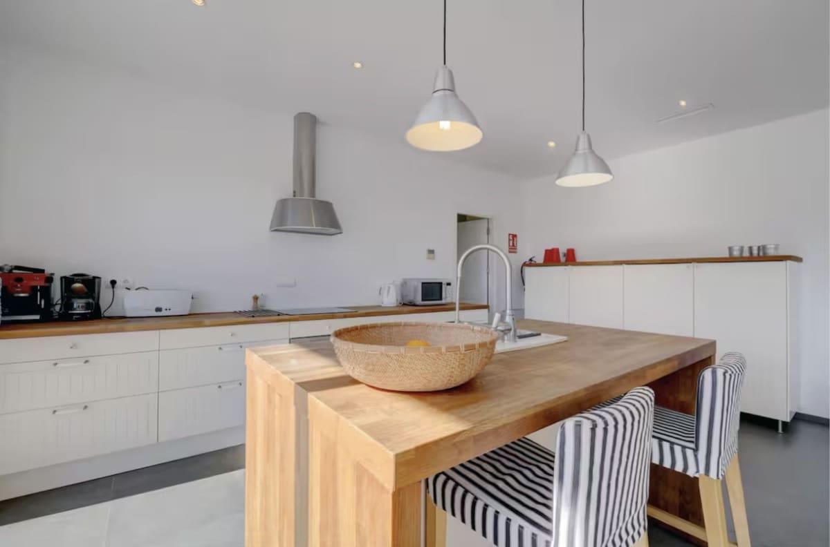 Chalet de 6 habitaciones en Manilva en venta con piscina garaje - 2.500.000 € (Ref: 9771010)