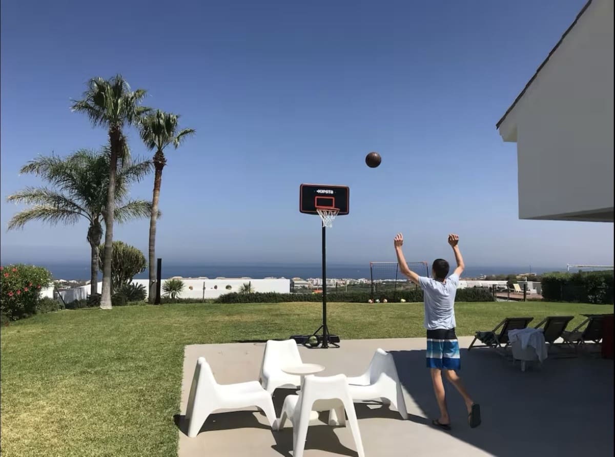 Chalet de 6 habitaciones en Manilva en venta con piscina garaje - 2.500.000 € (Ref: 9771010)