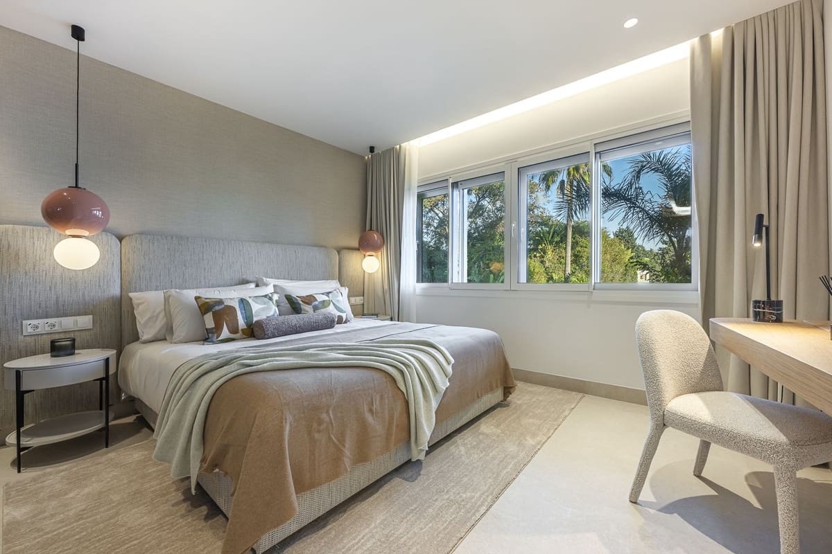 3 soverom Leilighet til salgs i New Golden Mile med svømmebasseng garasje - € 1 895 000 (Ref: 9778663)