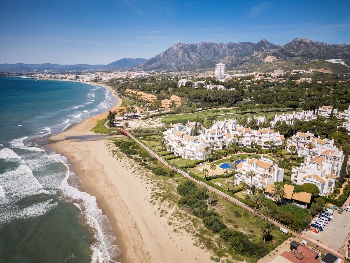 Apartamento de 3 habitaciones en Marbella en venta con piscina garaje - 2.450.000 € (Ref: 9782172)