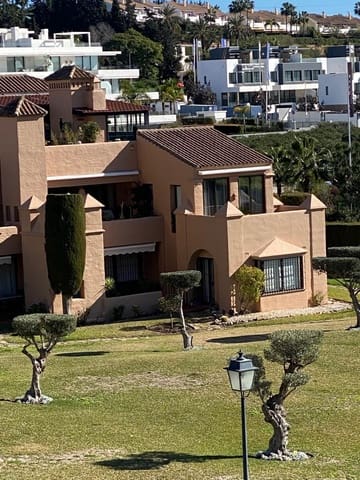 3 sypialnia Apartament na sprzedaż w Estepona z basenem garażem - 835 000 € (Ref: 9787818)