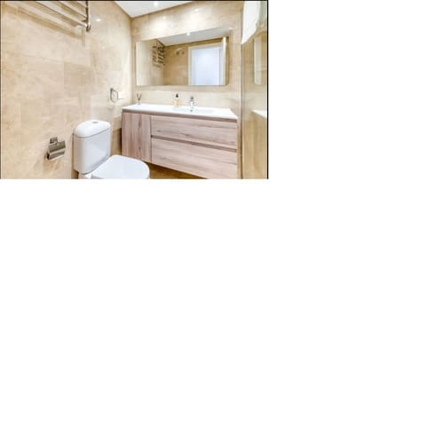 2 Zimmer Ferienapartment in La Duquesa / Puerto de la Duquesa, Manilva mit Pool Garage - 1.085 € (Ref: 9795104)