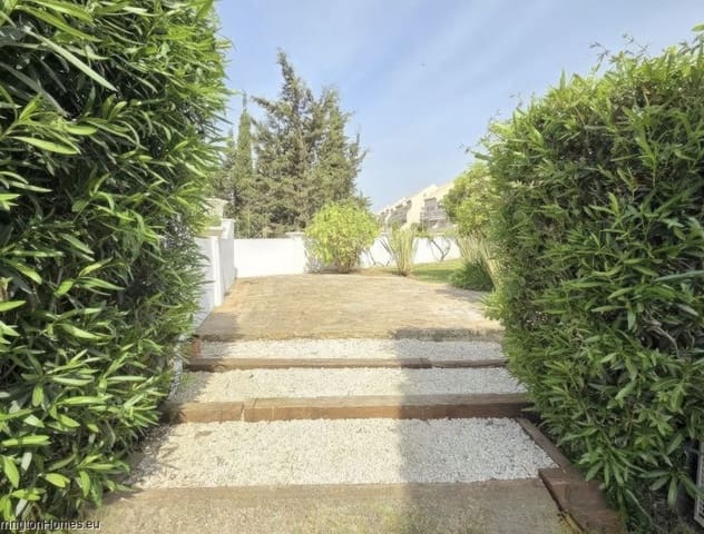 Byggetomt til salgs i La Duquesa / Puerto de la Duquesa, Manilva - € 215 000 (Ref: 9798203)