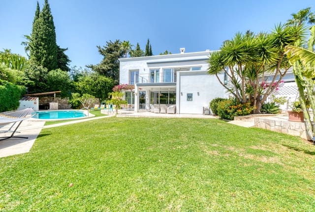 6 quarto Moradia para venda em El Rosario, Marbella com piscina garagem - 2 380 000 € (Ref: 9802880)