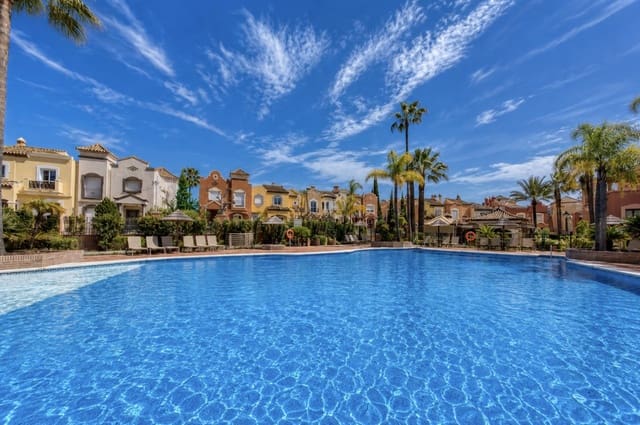 2 camera da letto Appartamento in vendita in Puerto Banus, Marbella con piscina garage - 795.000 € (Rif: 9805594)