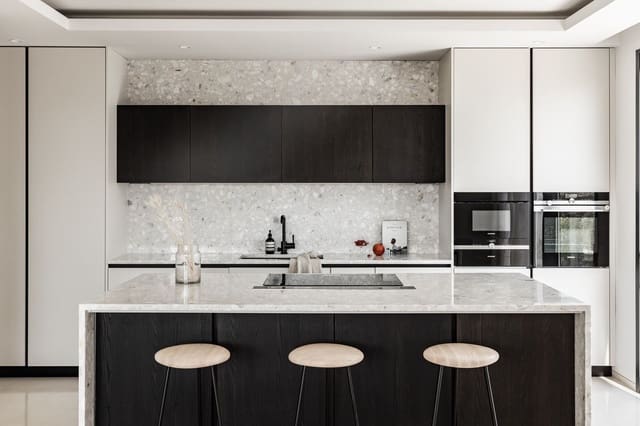 6 sypialnia Willa na sprzedaż w Golden Mile, Marbella z basenem garażem - 3 950 000 € (Ref: 9807177)