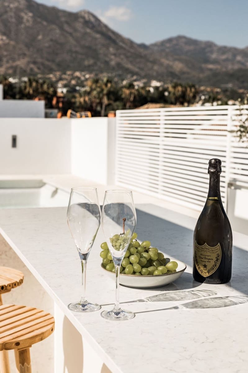 6 sypialnia Willa na sprzedaż w Golden Mile z basenem garażem - 3 950 000 € (Ref: 9807177)