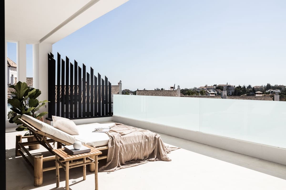 6 sypialnia Willa na sprzedaż w Golden Mile z basenem garażem - 3 950 000 € (Ref: 9807177)